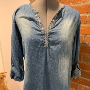 Chambray shirt with stitching detail